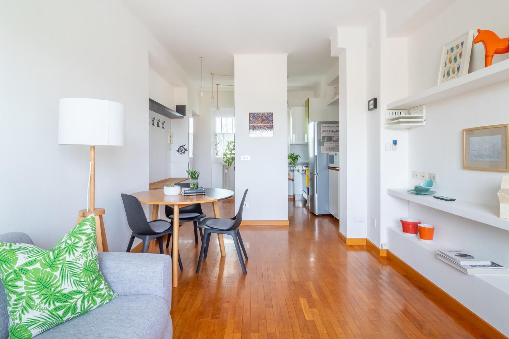 Appartement Trilocale In Via Pogatschnig 40 -- San Siro-rho Fiera-duomo Milaan