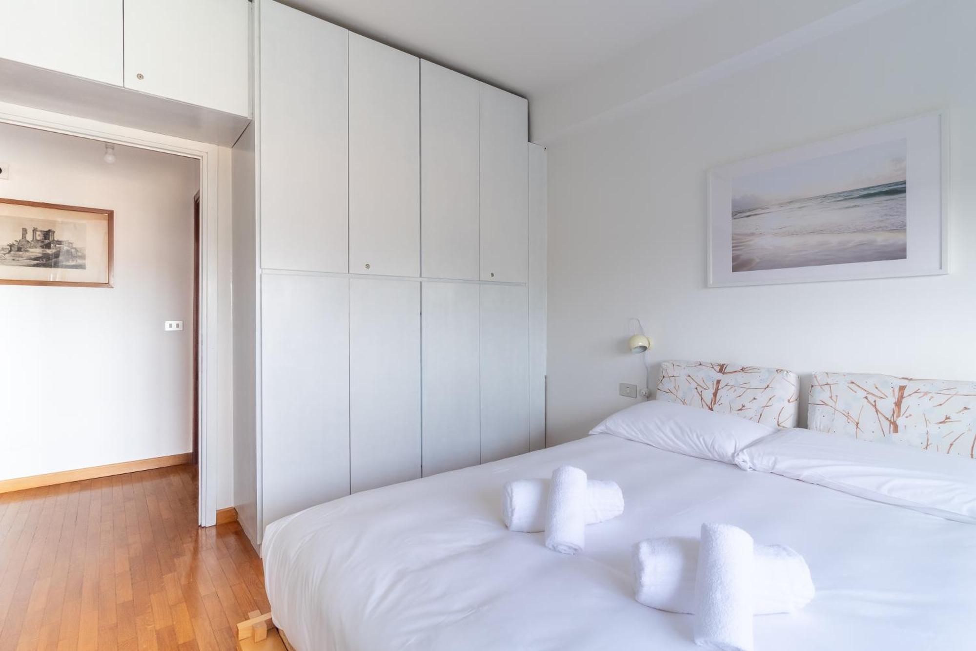 Appartement Trilocale In Via Pogatschnig 40 -- San Siro-rho Fiera-duomo Milaan