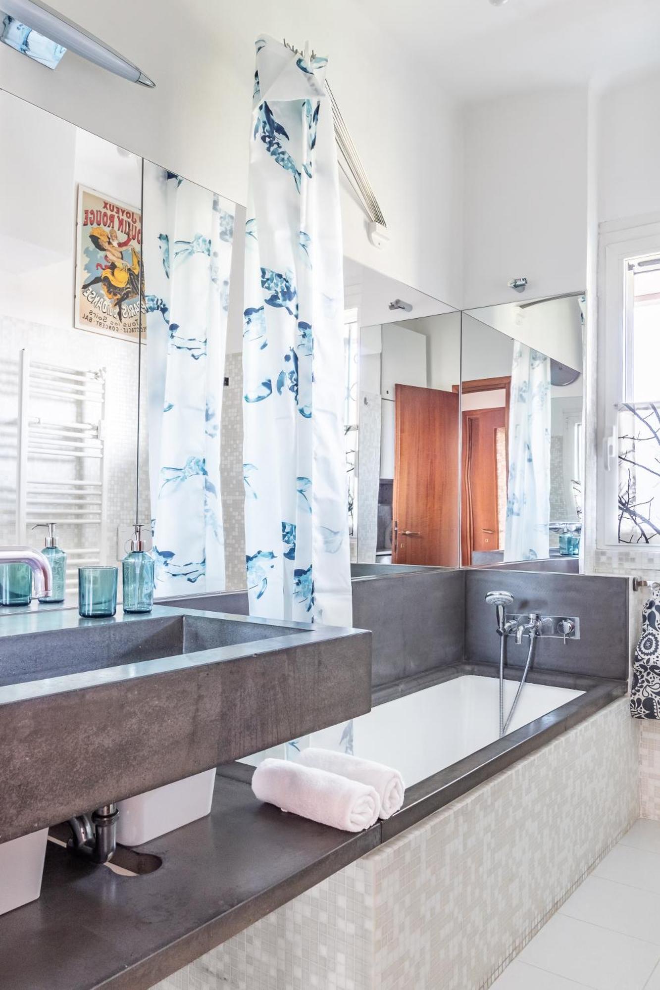 Appartement Trilocale In Via Pogatschnig 40 -- San Siro-rho Fiera-duomo *